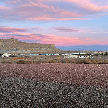 Page Arizona Border Town- Crimson Suite, Desert Canyon Getaway With Views بيغ ووتر المظهر الخارجي الصورة