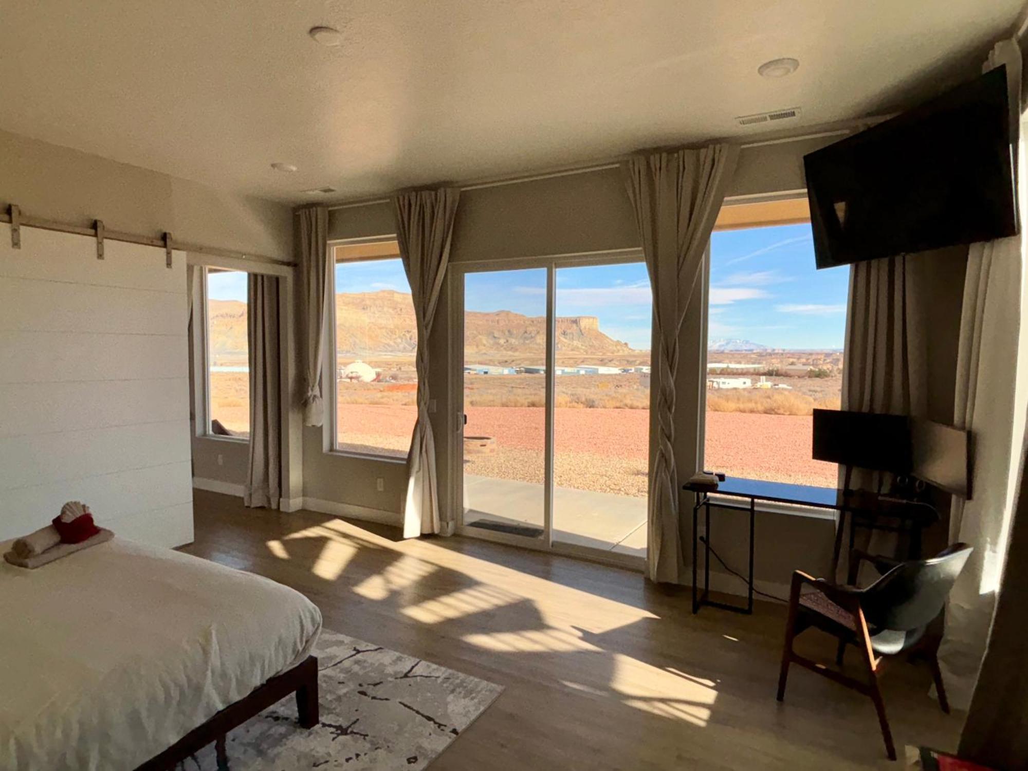 Page Arizona Border Town- Crimson Suite, Desert Canyon Getaway With Views بيغ ووتر المظهر الخارجي الصورة